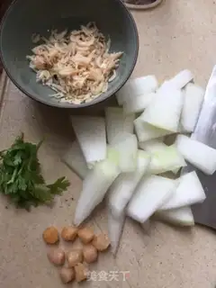 Make A melon-bread soup step 1