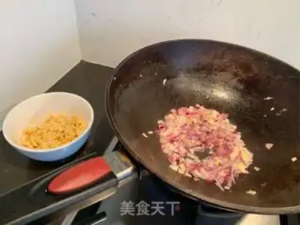 Make Egg fried rice step 1