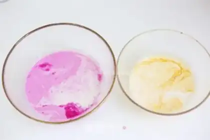 Make Flamingo vanilla ice cream step 5