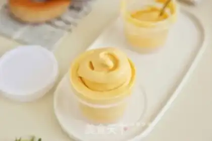 Make Flamingo vanilla ice cream step 8