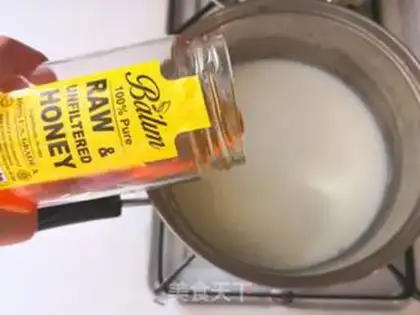 Make Asyle milk tea step 4