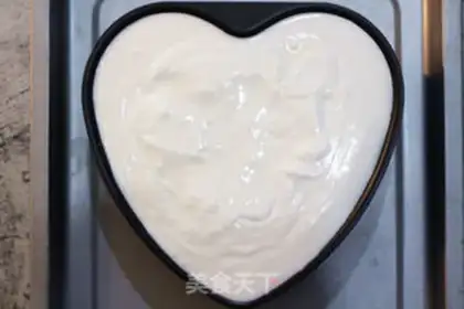 Make Blue yogurt mousse cake step 9