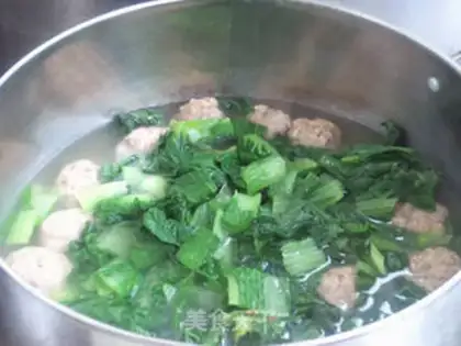 Make Poppy fan meatball soup step 5