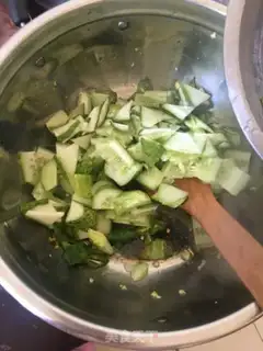 Make Peach jelly step 1