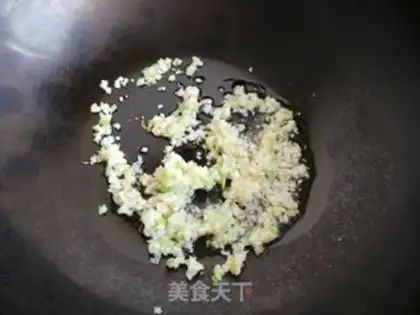 Make Garlic fan steams step 4