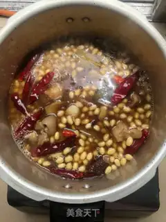 Make Soybeans, pig hoof step 11