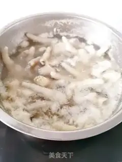 Make Plum-crunch chicken claws step 2