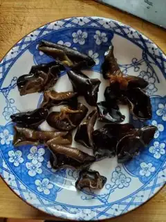 Make Black earworm. Steam pigeon step 3
