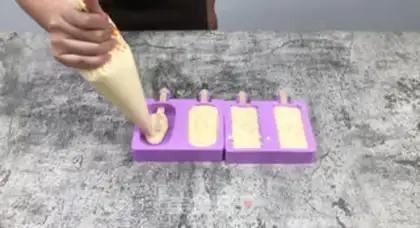 Make Monroe Snickers step 8