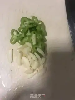 Make cucumber pickles step 1