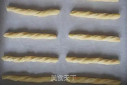 Make A homemade baby grinds a toothstick cookie step 9
