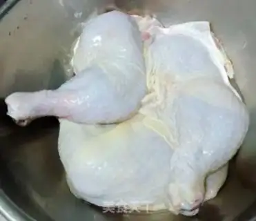 Make Red roast chicken leg step 0