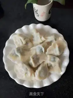 Make Little cabbage pork dumplings step 12