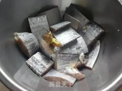 Make Red-fried fish step 0