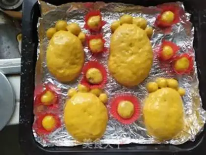 Make PUMPKIN FOOT Y-BREAD step 14