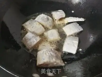 Make Red-fried fish step 2