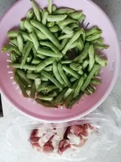 Make Four seasons of bean meat step 0