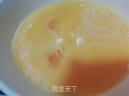 Make Tomato egg soup step 1