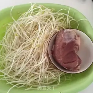 Make Bean sprouts step 0