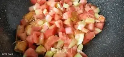 Make Tomato egg shrimp soup step 7