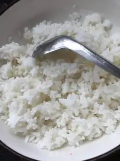 Make Onion fried rice step 3