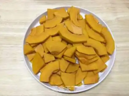Make Super soft pumpkin toast step 0