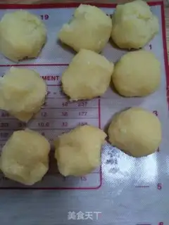 Make Flamingo coconut bread step 5