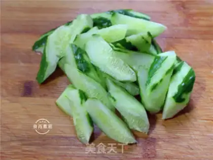 Make Holy Virgin Autumn cucumber step 2