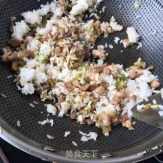 Make Onion fried rice step 16