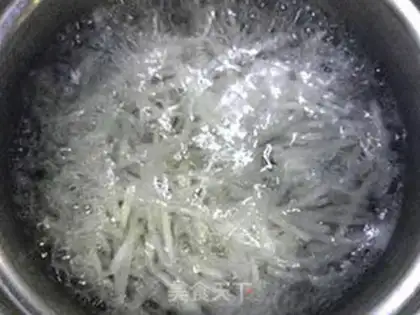 Make Oyster radish soup step 3