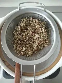 Make Quinoa salad step 1
