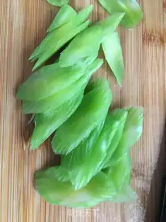 Make The apricot sashimi step 1