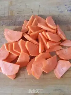 Make Five flowers and a tofu step 2