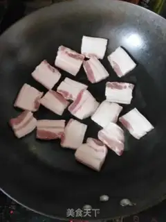 Make Five flowers and a tofu step 3