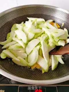 Make Smelt shrimp rice egg soup step 5