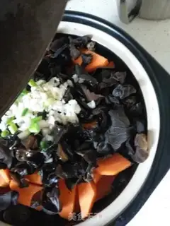 Make Five flowers and a tofu step 7