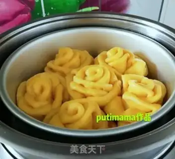 Make Pumpkin roses step 12