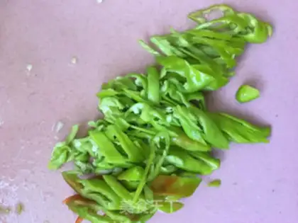 Make Apricot and pepper sauce step 1