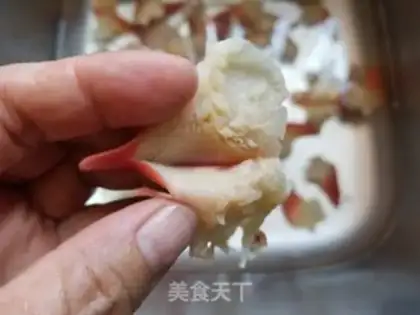 Make The cucumber molluscs step 3