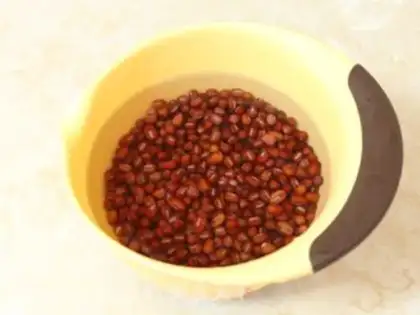 Make Red bean pie step 0