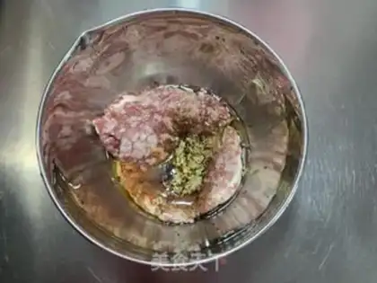 Make Spicy pie step 2