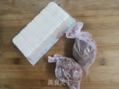 Make Eggs and tofu step 0