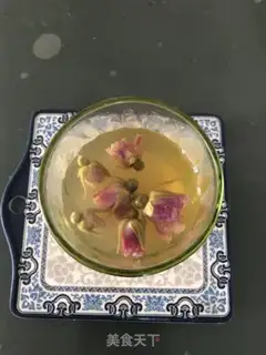Make Rose tea from Dragonshu step 2