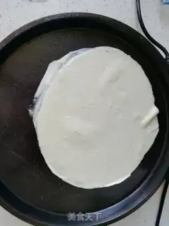 Make A hand grab cake step 2