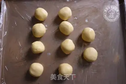 Make Lotus souffle step 3