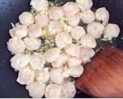 Make Cashew shrimp step 2
