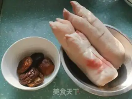 Make Mushrooms, pig hoofs step 0