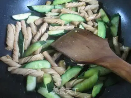 Make The cucumbers step 8