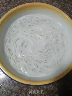 Make Rice-lined sour beans step 3
