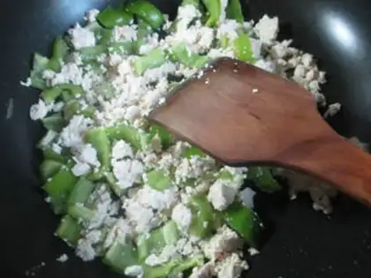 Make Pyramid chicken tofu step 5